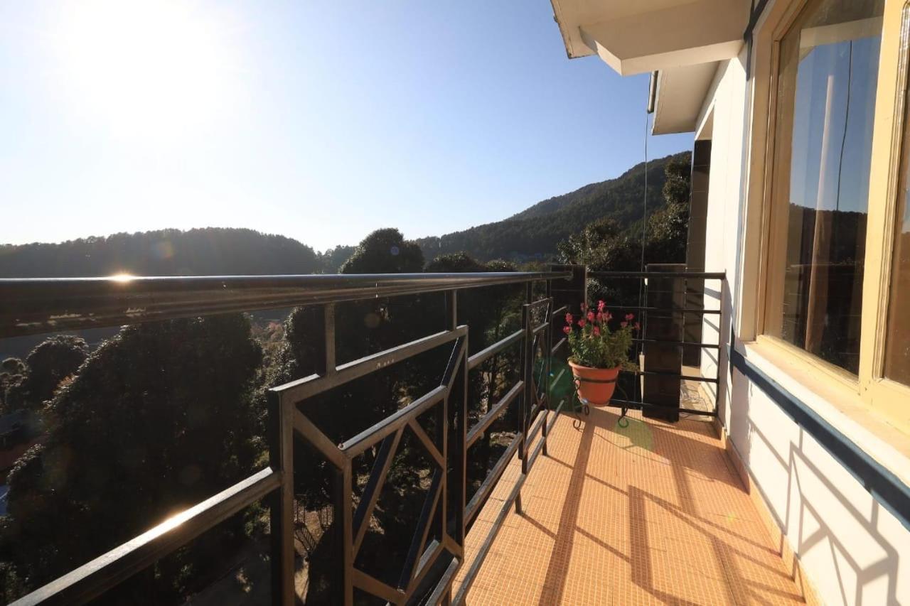 Oasis Guest House Bhagsu D'Shala Dharamshala Eksteriør billede