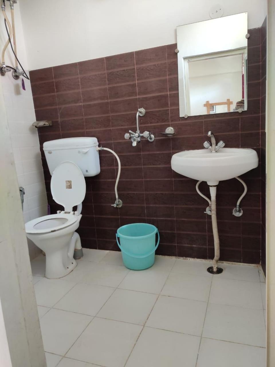 Oasis Guest House Bhagsu D'Shala Dharamshala Eksteriør billede